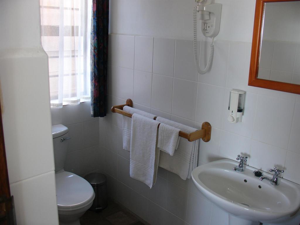 On The Bay GuesthouseKruisfontein エクステリア 写真