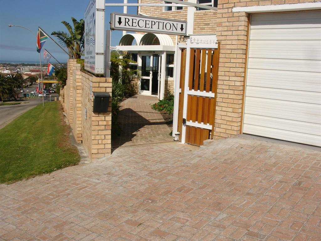 On The Bay GuesthouseKruisfontein エクステリア 写真